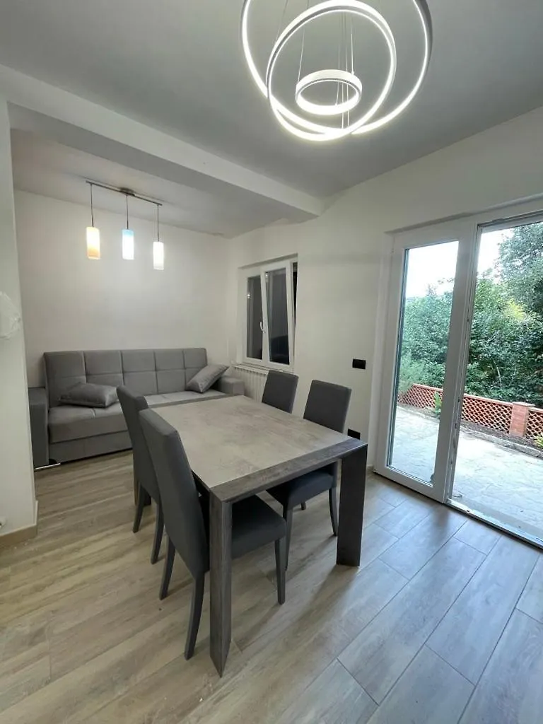 Residenza Le Sughere Procchio  Сasa de vacaciones